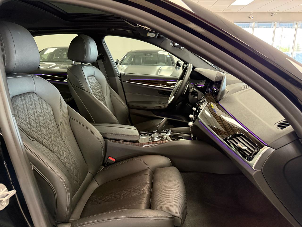 BMW 5-Series 530i 2021