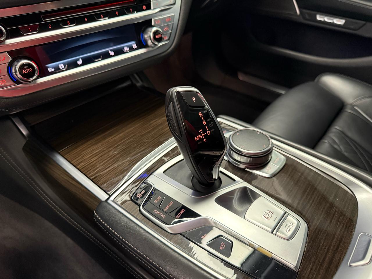 BMW 7-Series 740i 2016