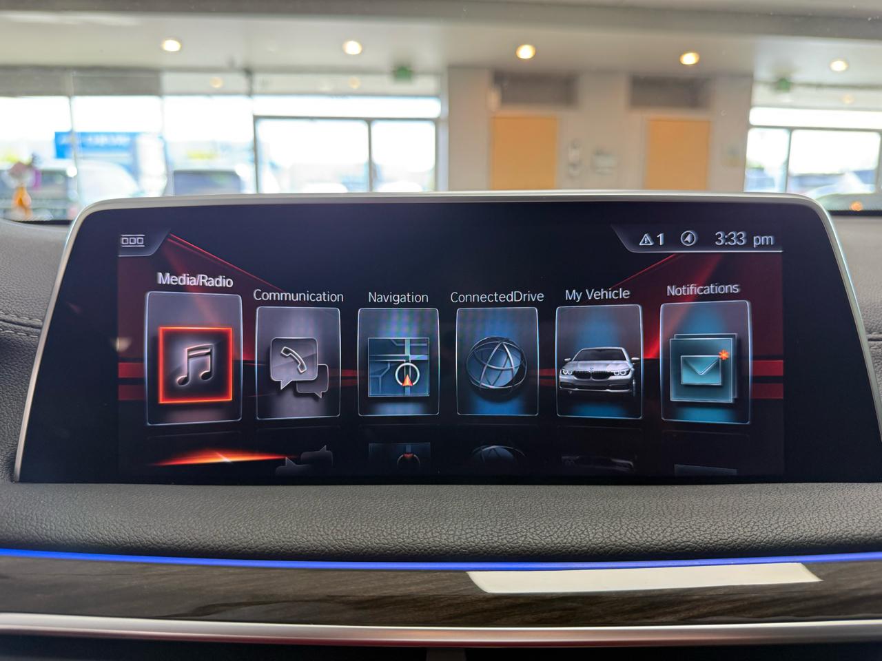 BMW 7-Series 740i 2016