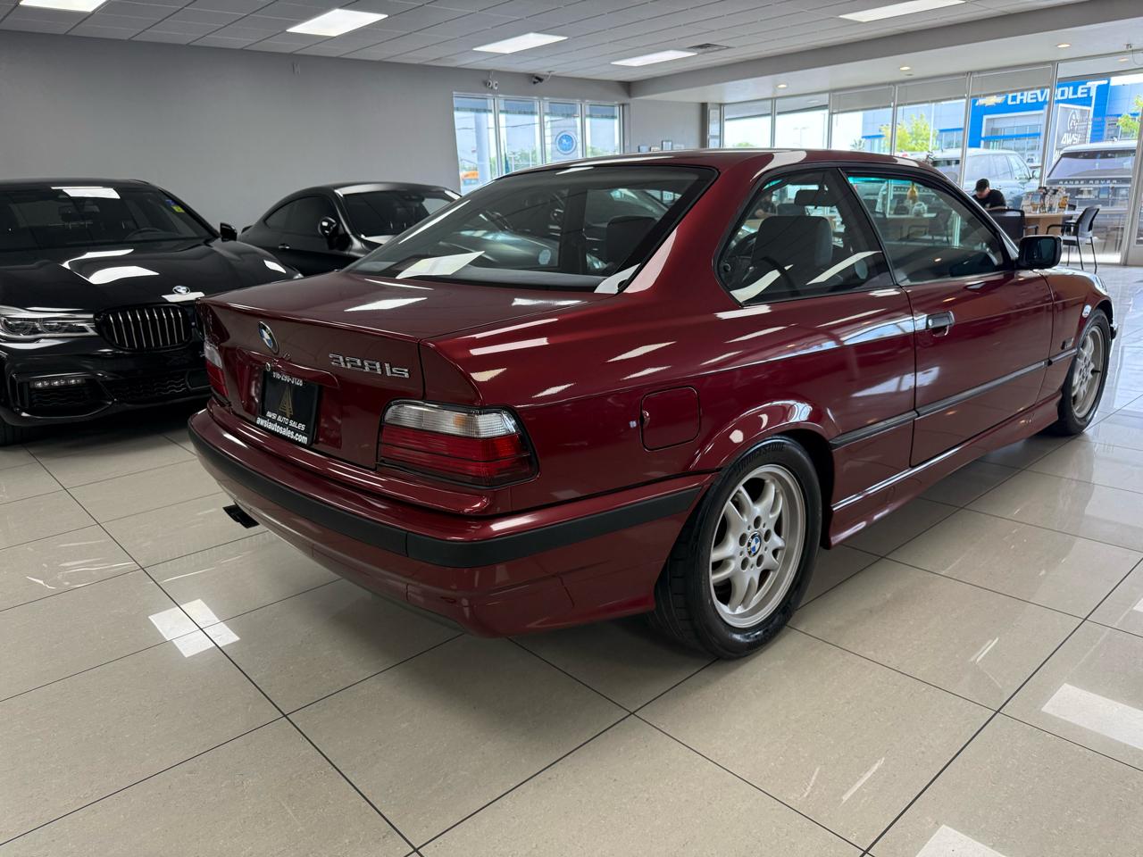 BMW 3-Series 328iS 1996