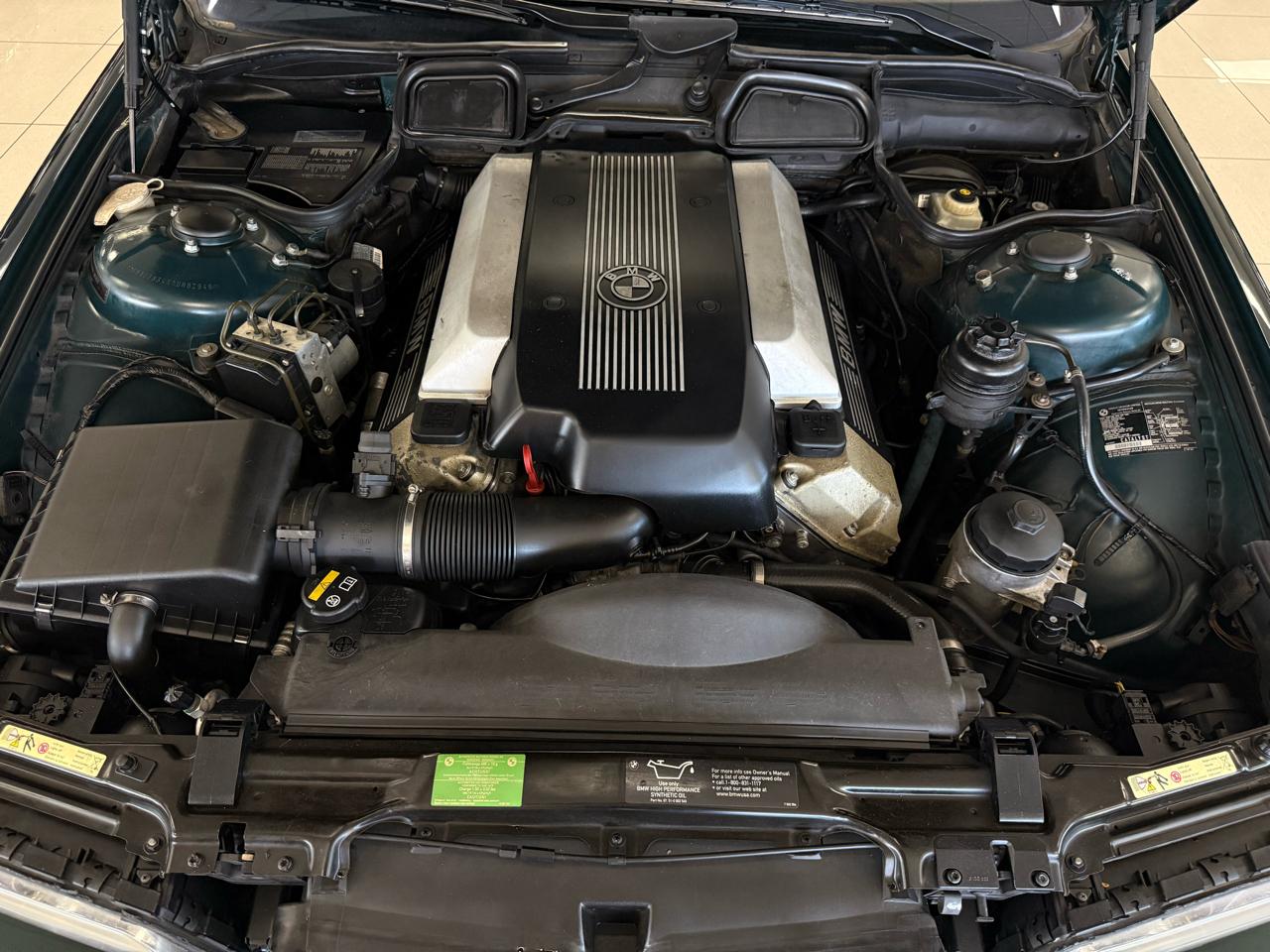 BMW 7-Series 740i 2001