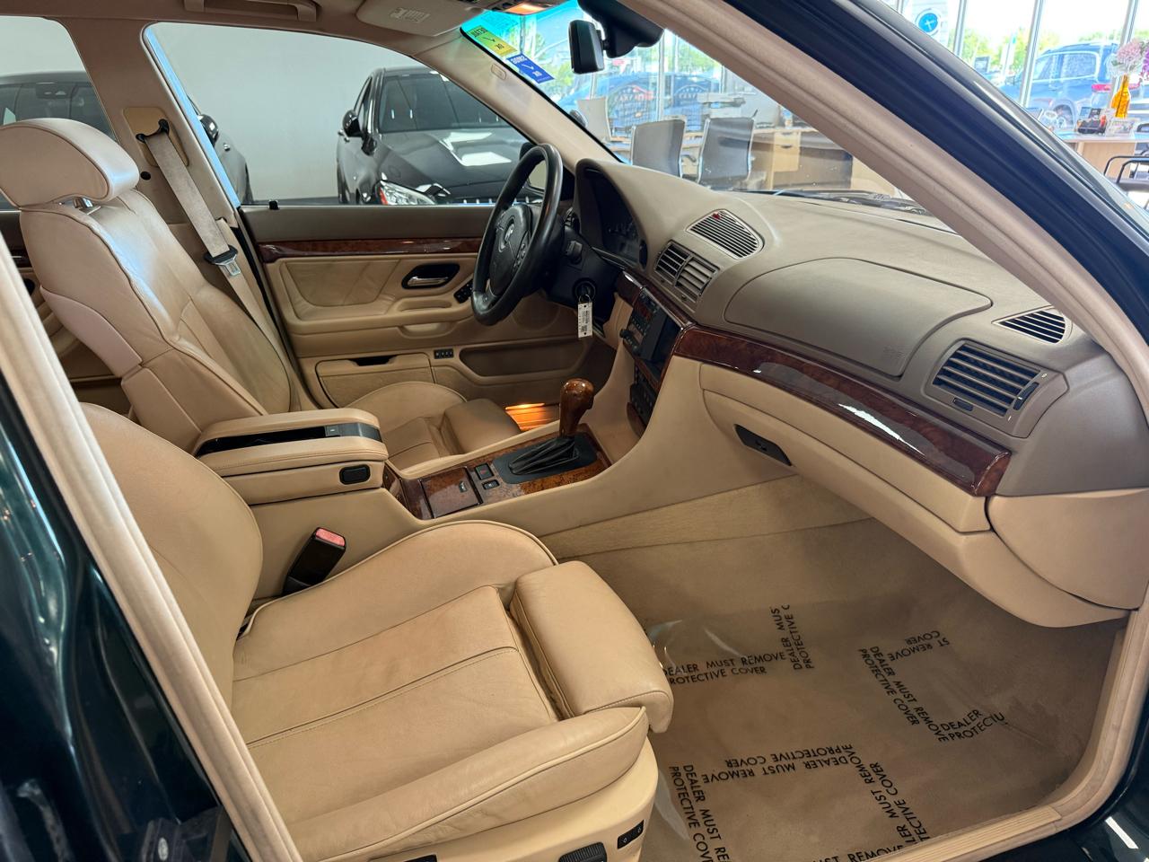 BMW 7-Series 740i 2001