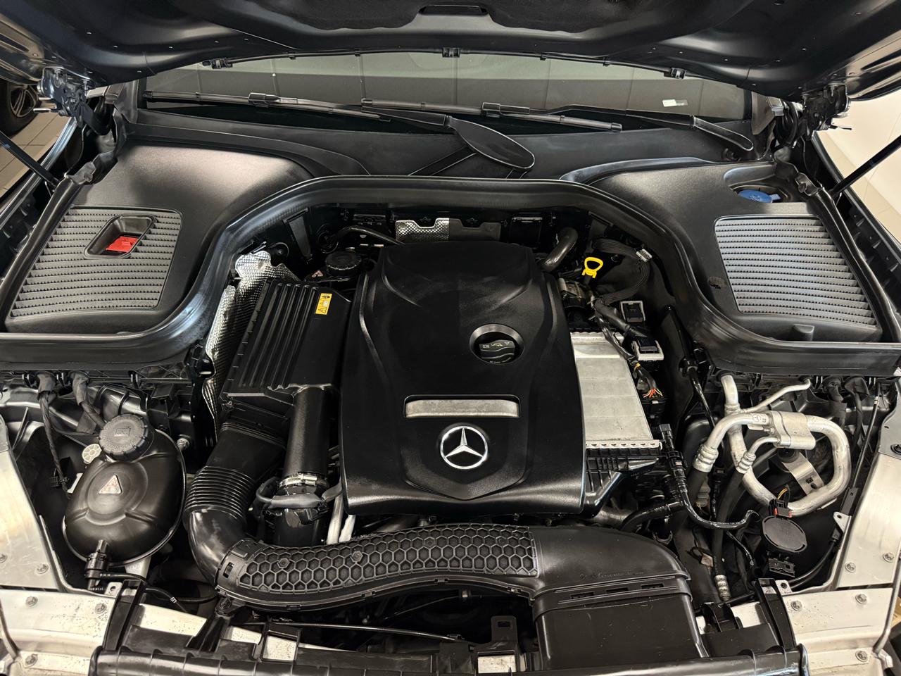 Mercedes-Benz GLC-Class GLC300 4MATIC 2017