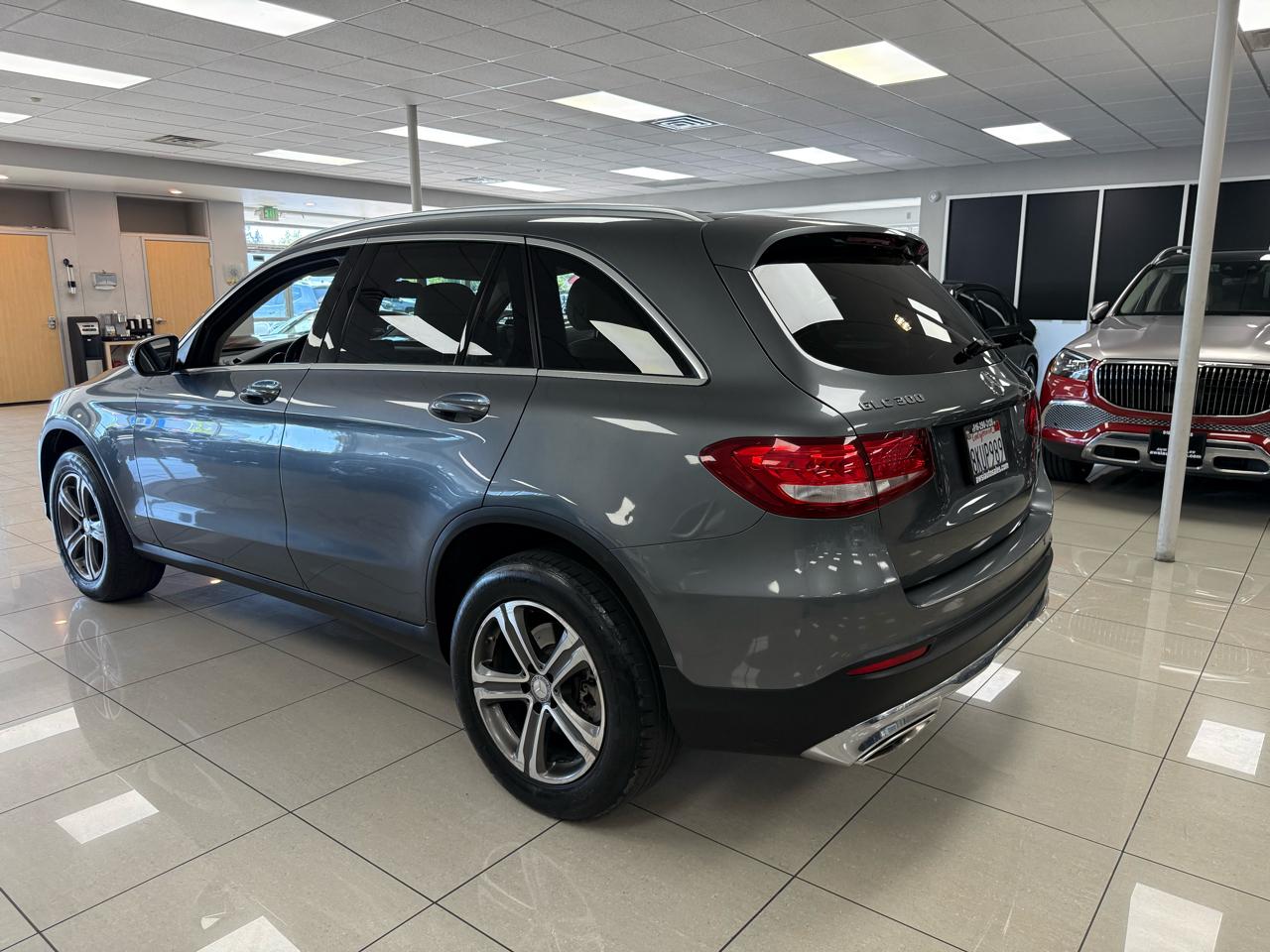 Mercedes-Benz GLC-Class GLC300 4MATIC 2017