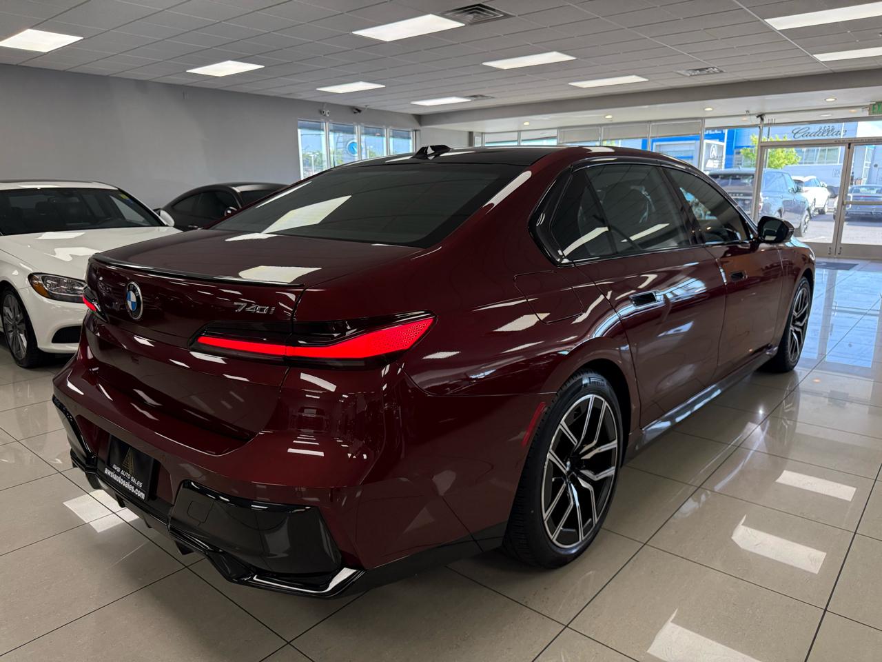 BMW 7-Series 740i 2023