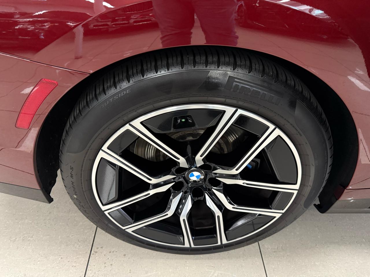 BMW 7-Series 740i 2023