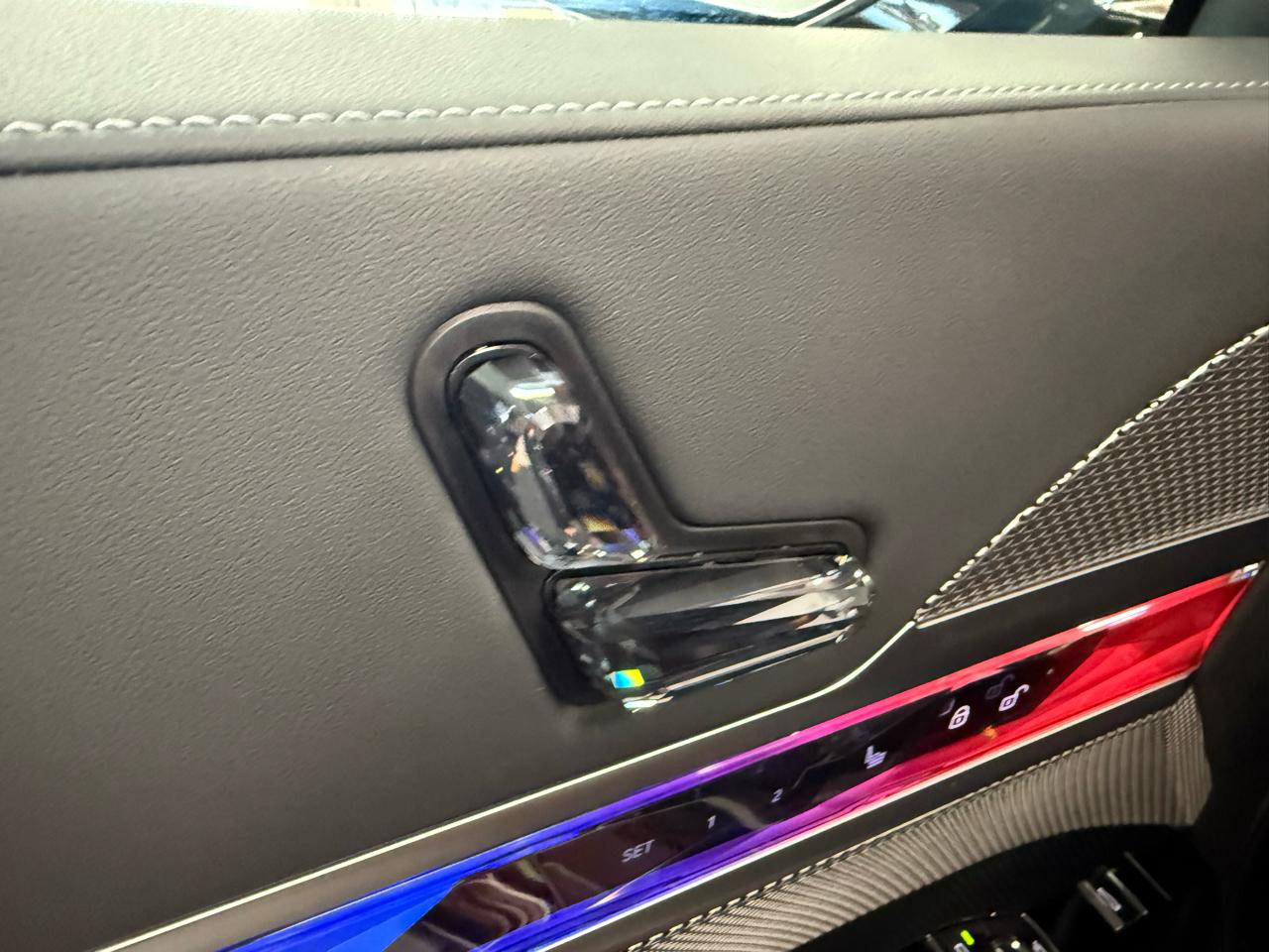 BMW 7-Series 740i 2023