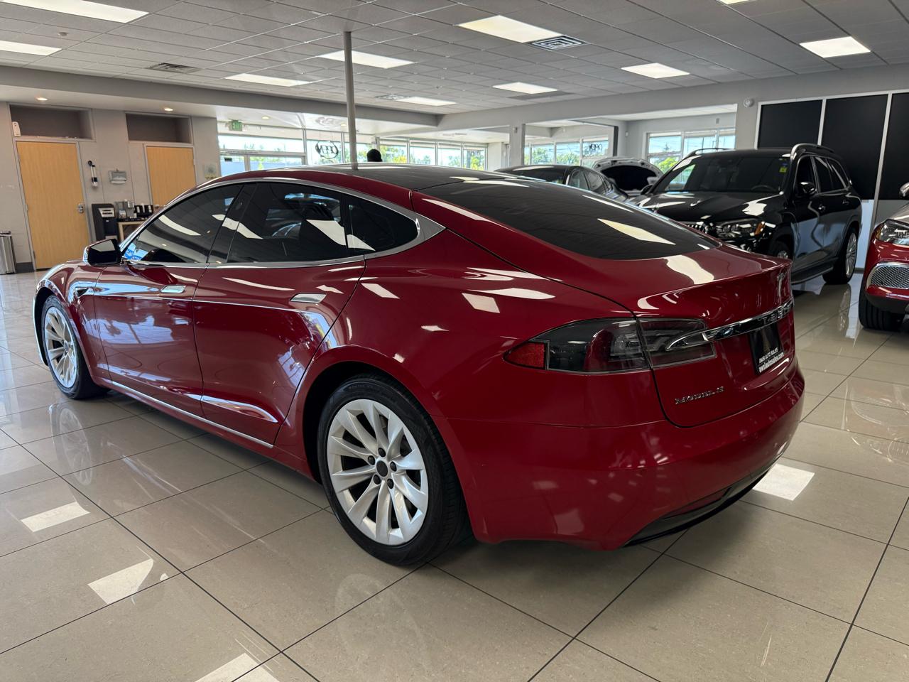 Tesla Model S 75 4D Sedan 2017