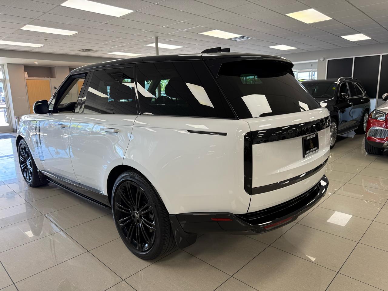 Land Rover New Range Rover SE 2023