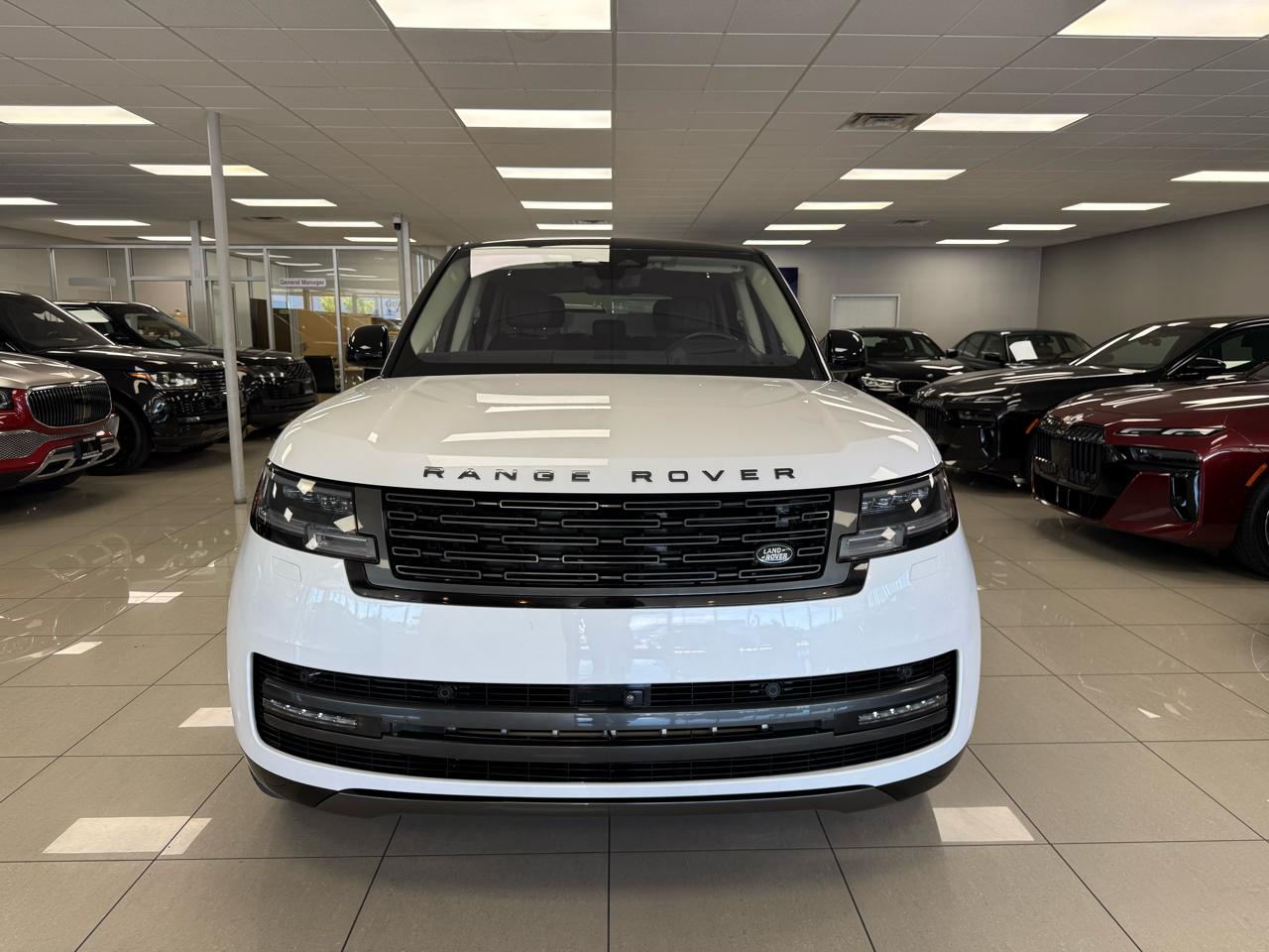 Land Rover New Range Rover SE 2023
