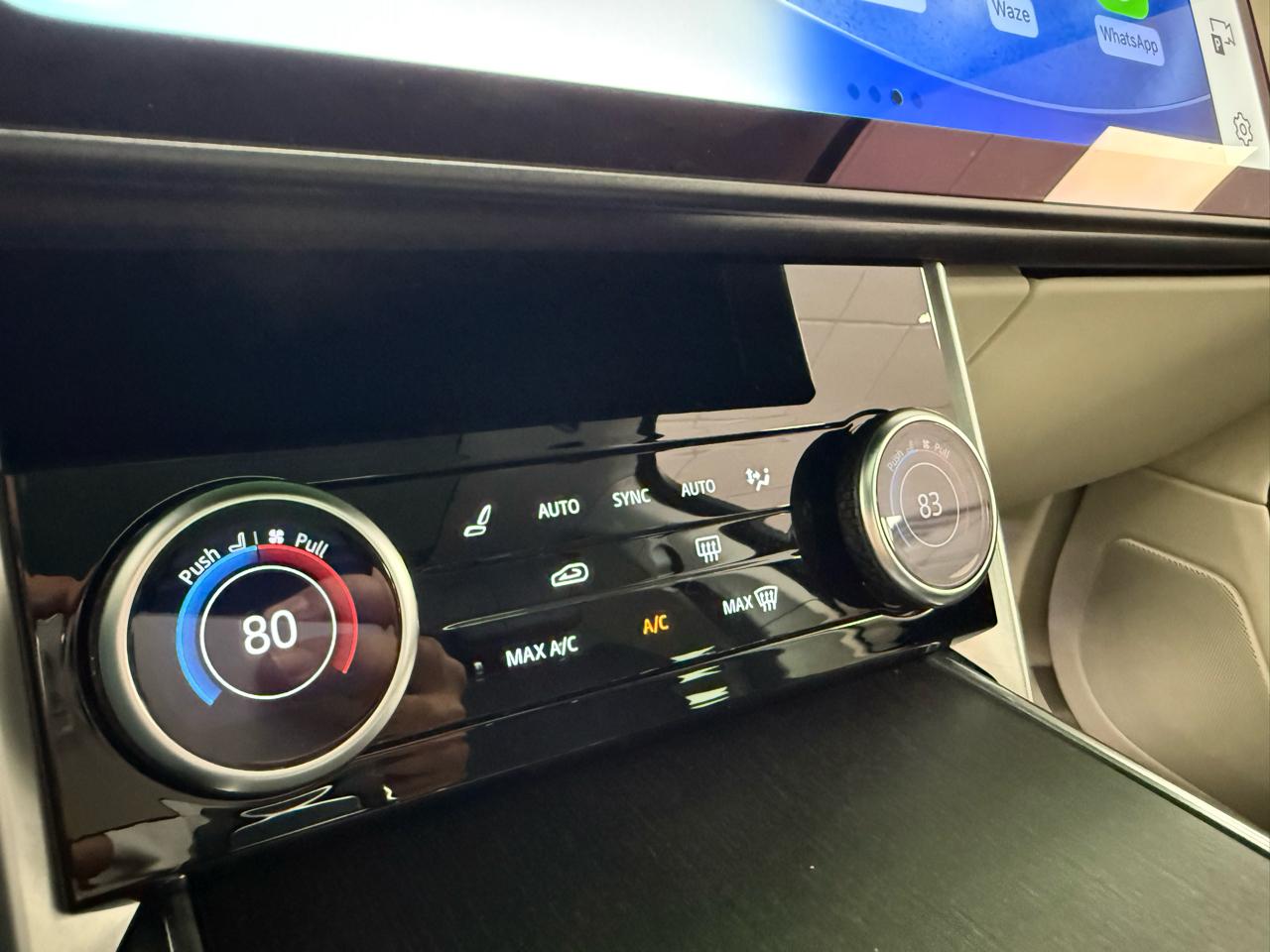 Land Rover New Range Rover SE 2023