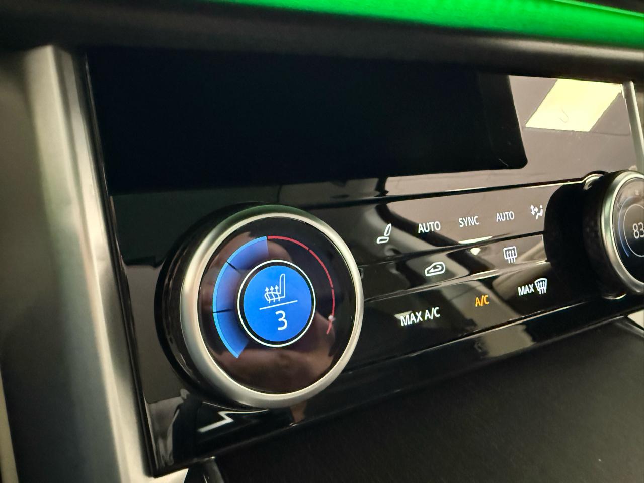 Land Rover New Range Rover SE 2023