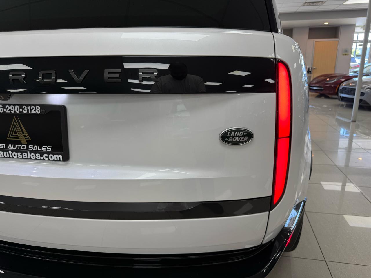 Land Rover New Range Rover SE 2023