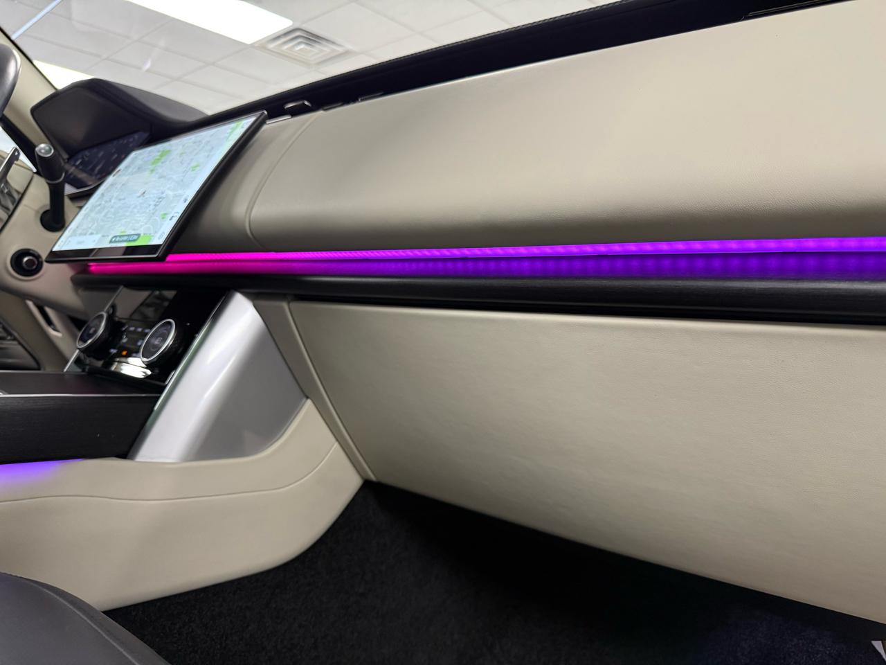 Land Rover New Range Rover SE 2023