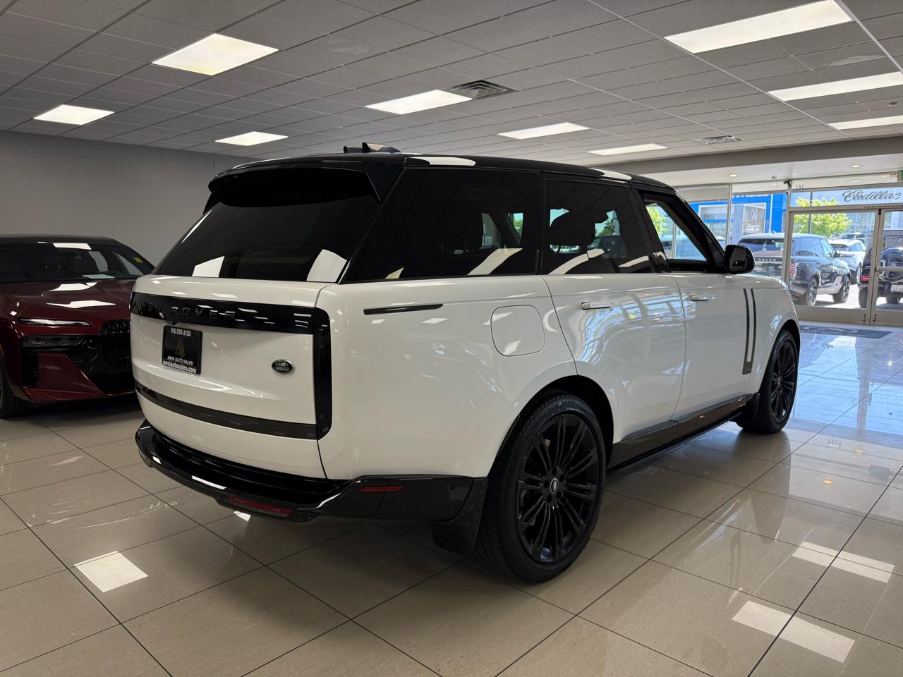 Land Rover New Range Rover SE 2023