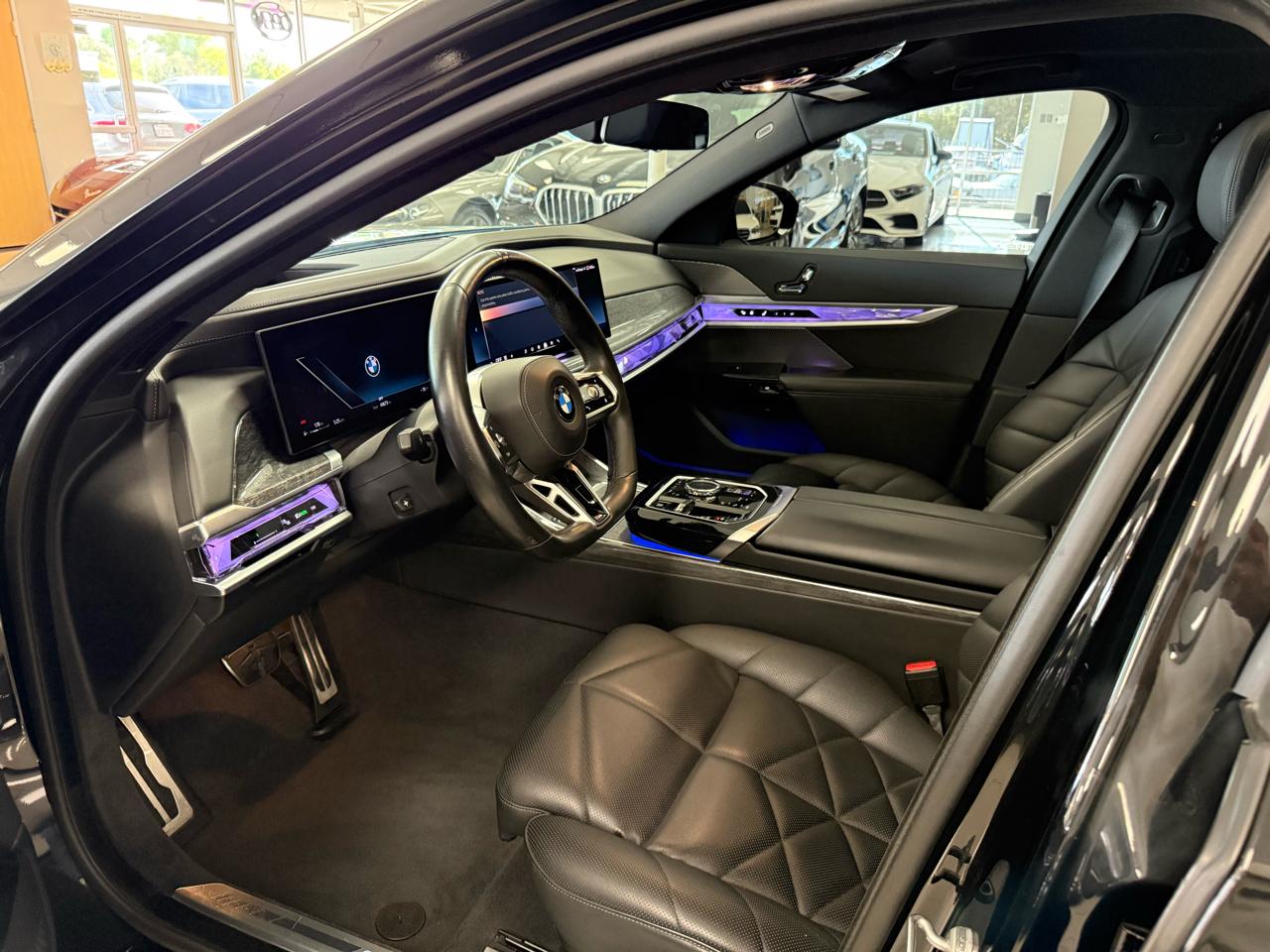 BMW 7-Series 740i 2024