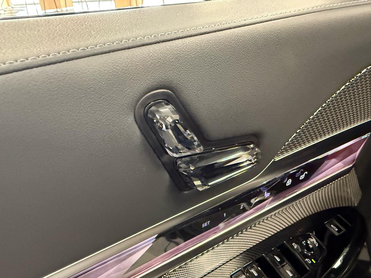 BMW 7-Series 740i 2024