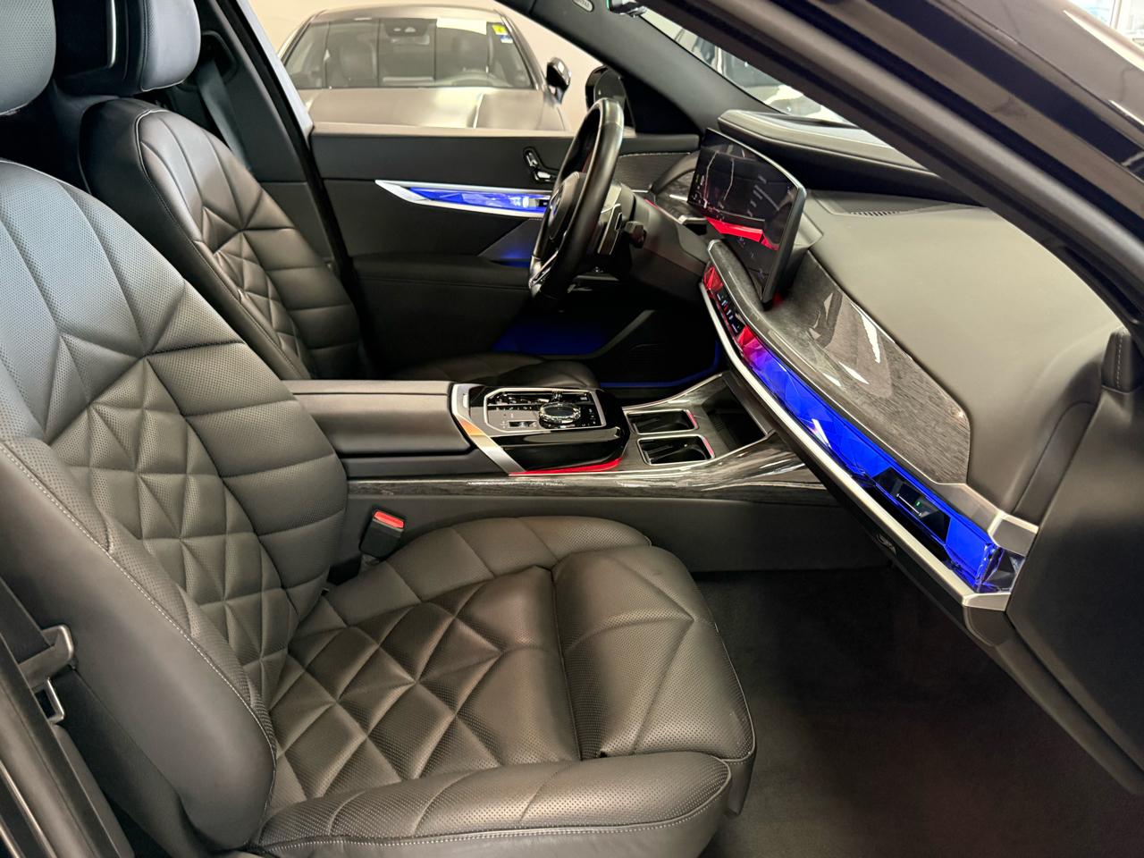 BMW 7-Series 740i 2024