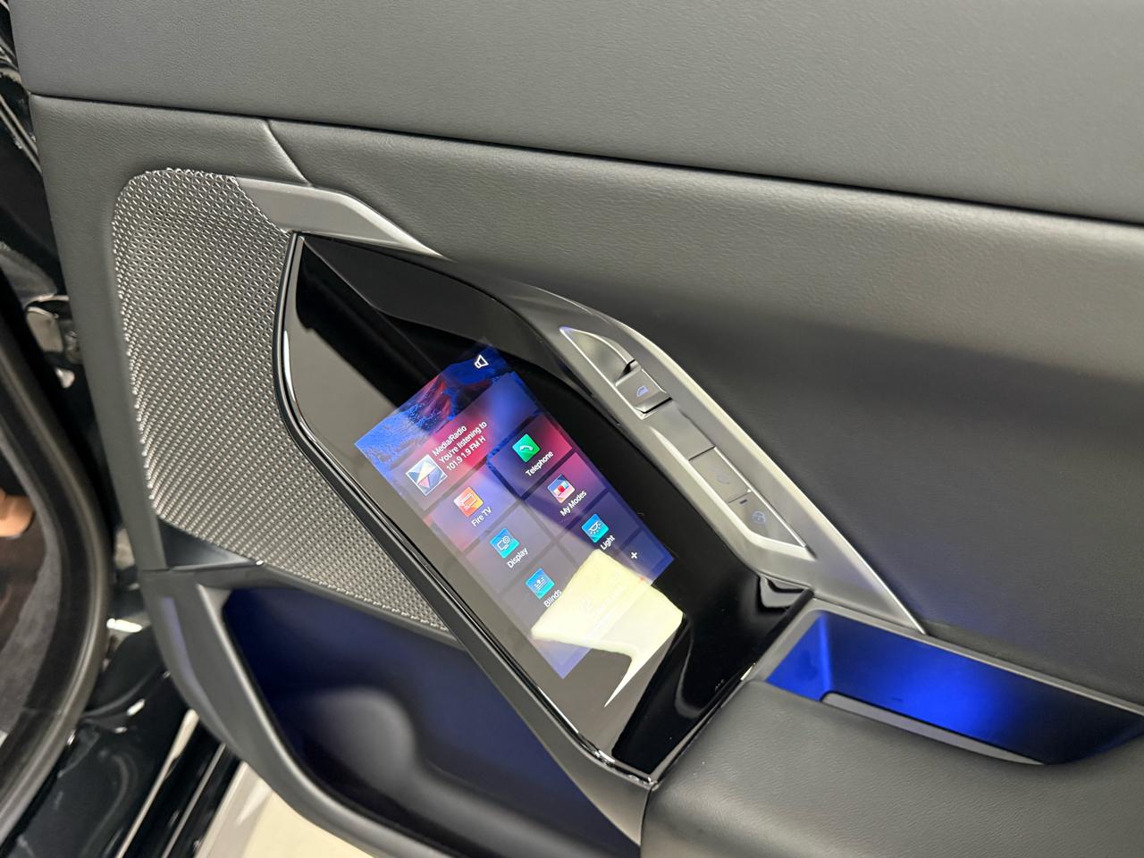 BMW 7-Series 740i 2024