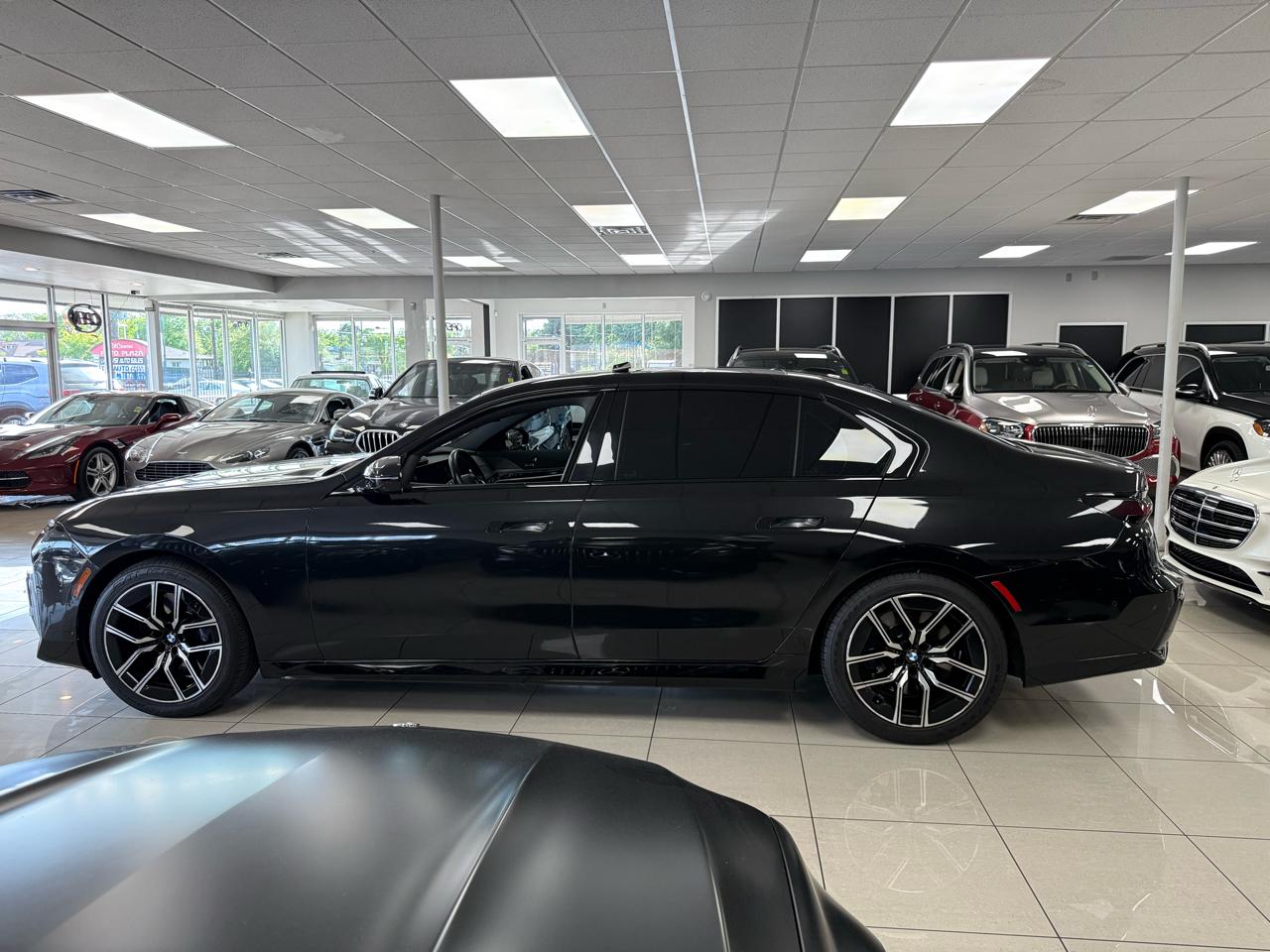 BMW 7-Series 740i 2024