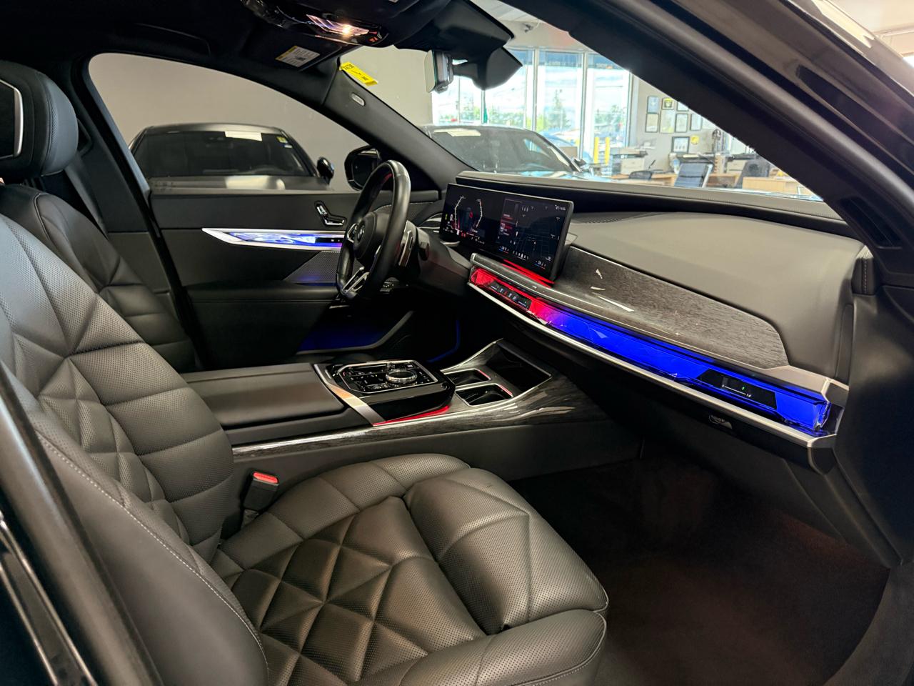 BMW 7-Series 740i 2024