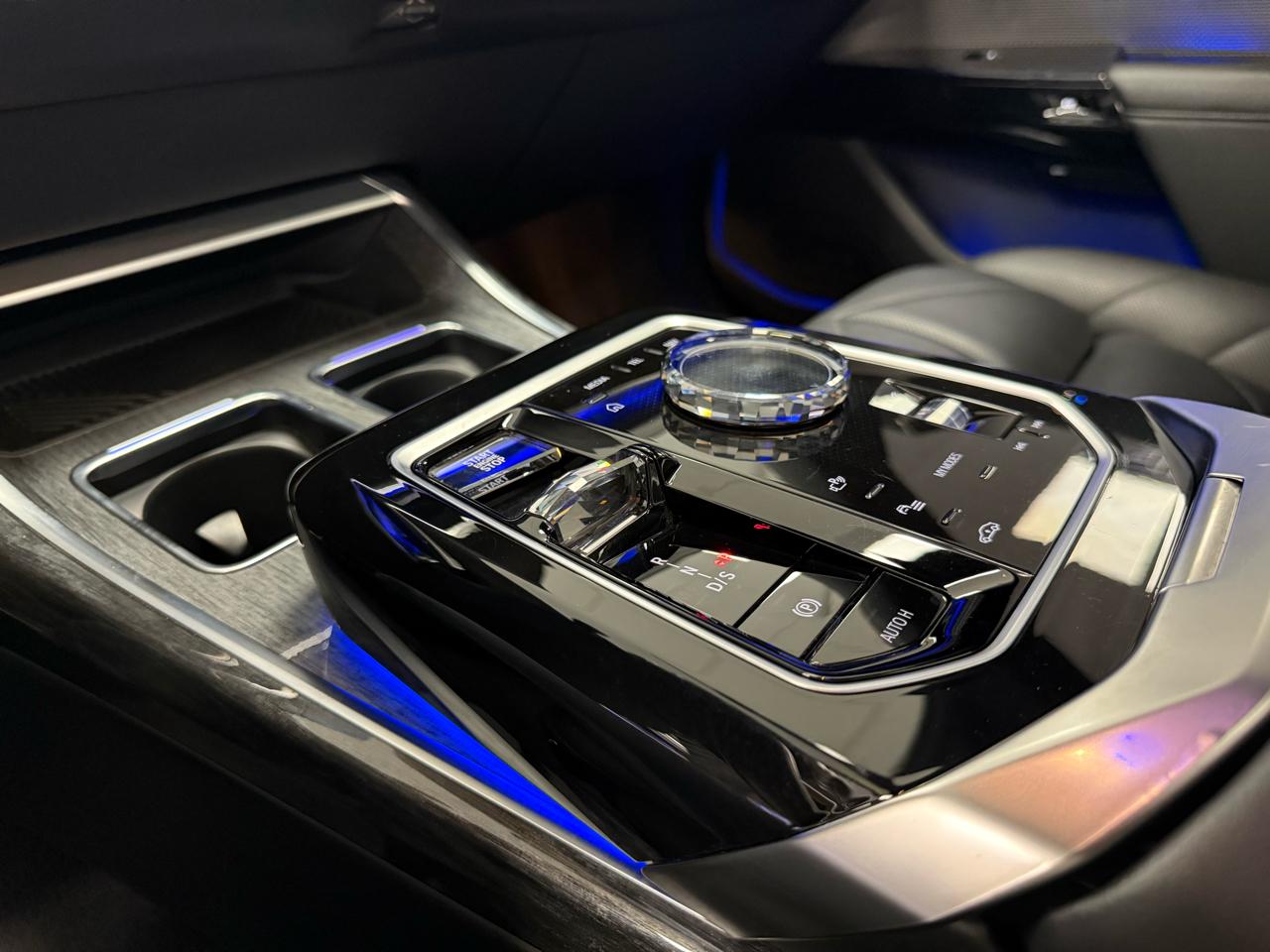 BMW 7-Series 740i 2024