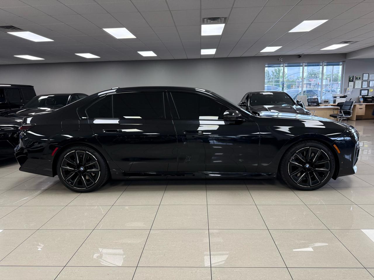 BMW 7-Series 740i 2023