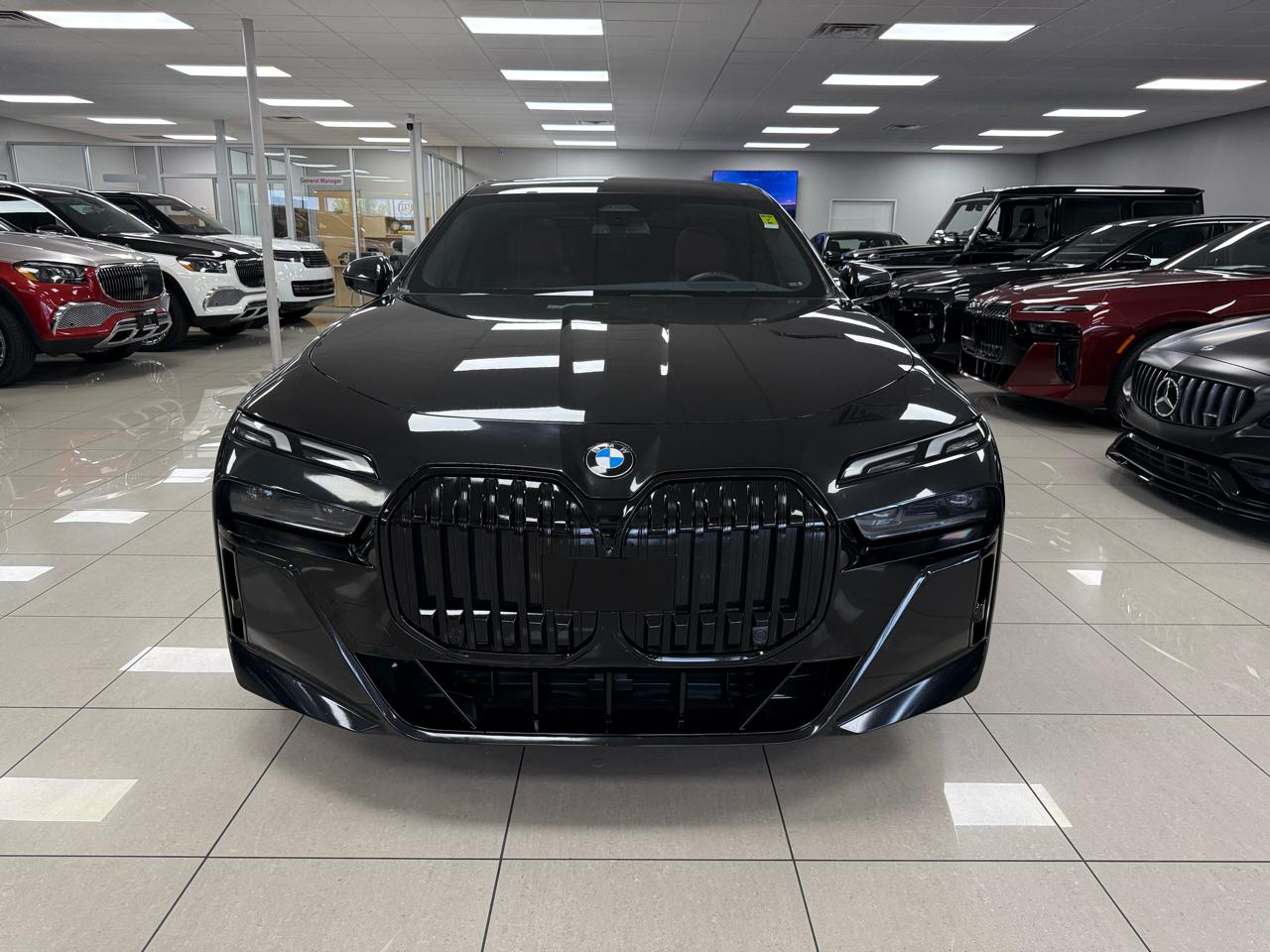 BMW 7-Series 740i 2023