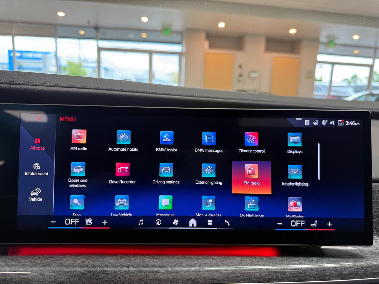 BMW 7-Series 740i 2023