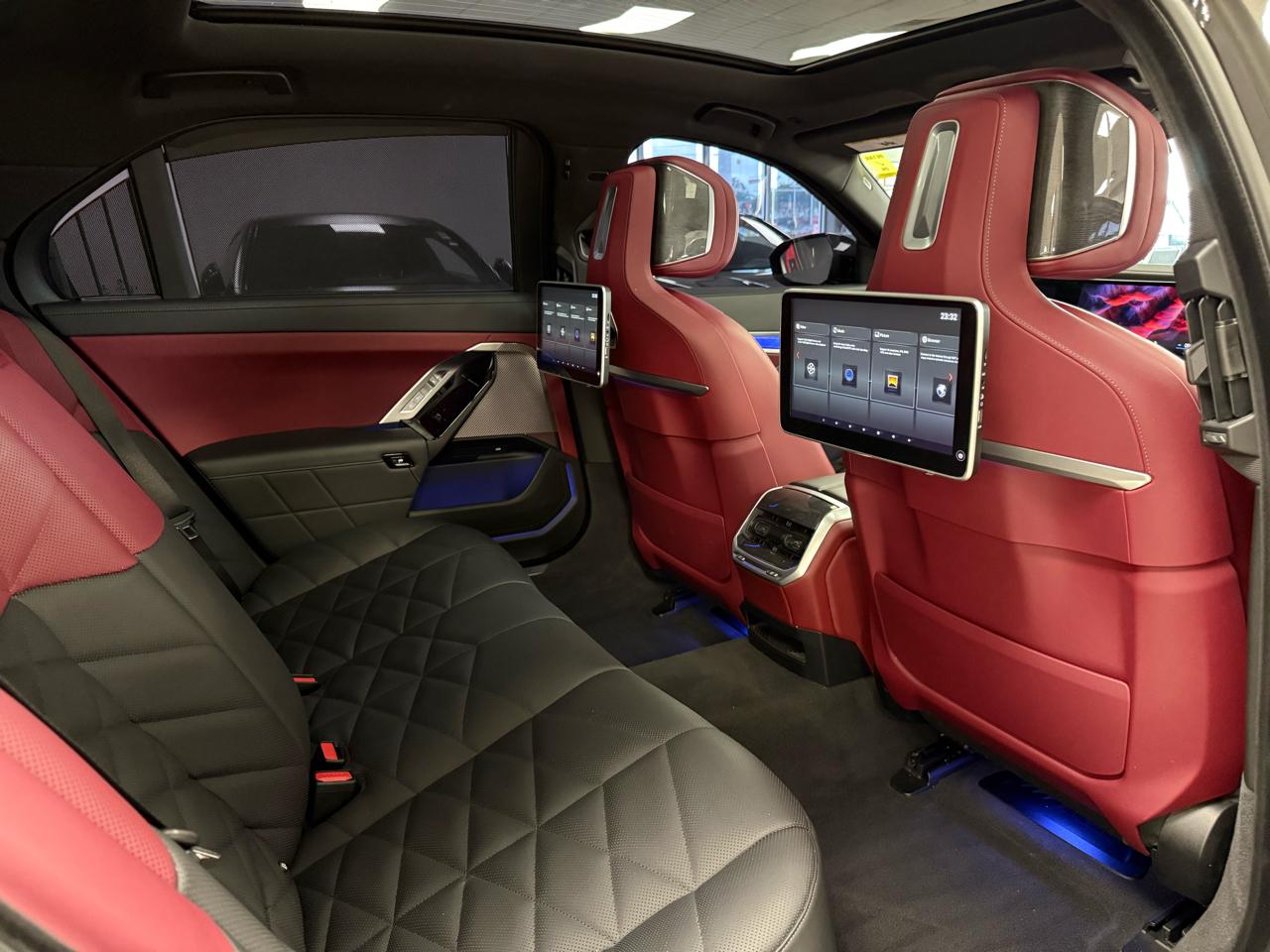 BMW 7-Series 740i 2023