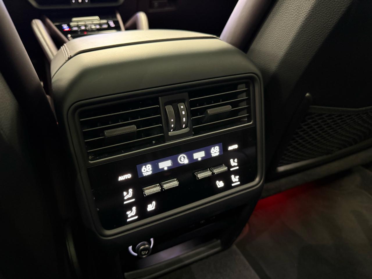 Porsche Cayenne S Coupe 2024