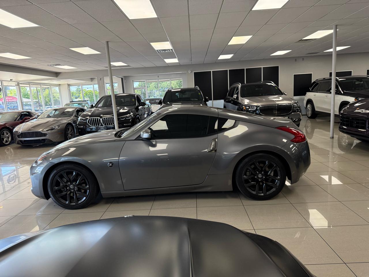 Nissan Z 370Z Coupe 2020