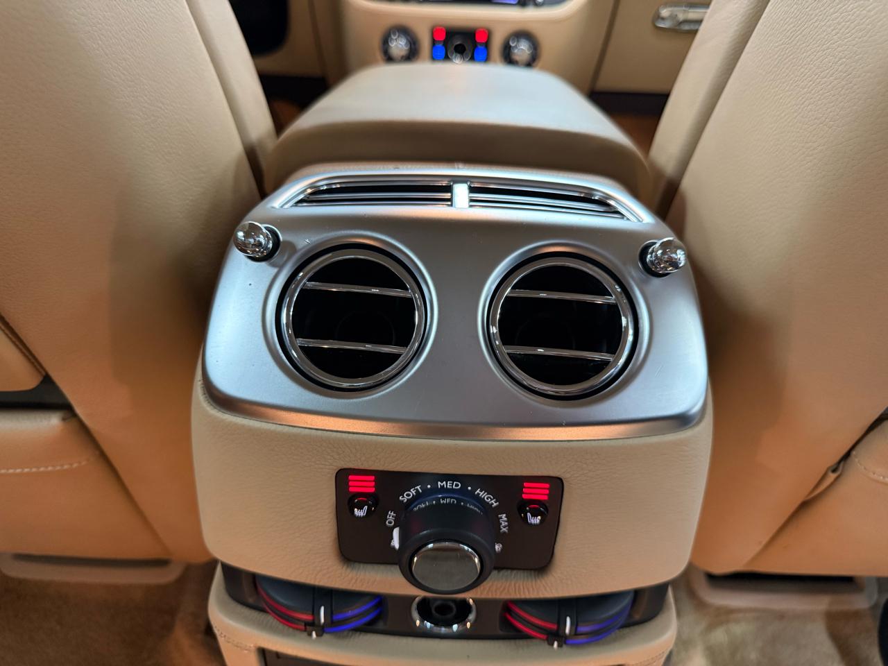 Rolls-Royce Ghost Sedan 2013