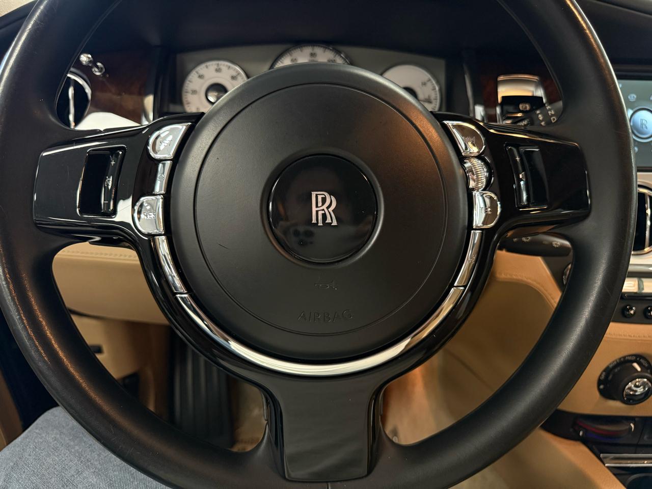 Rolls-Royce Ghost Sedan 2013