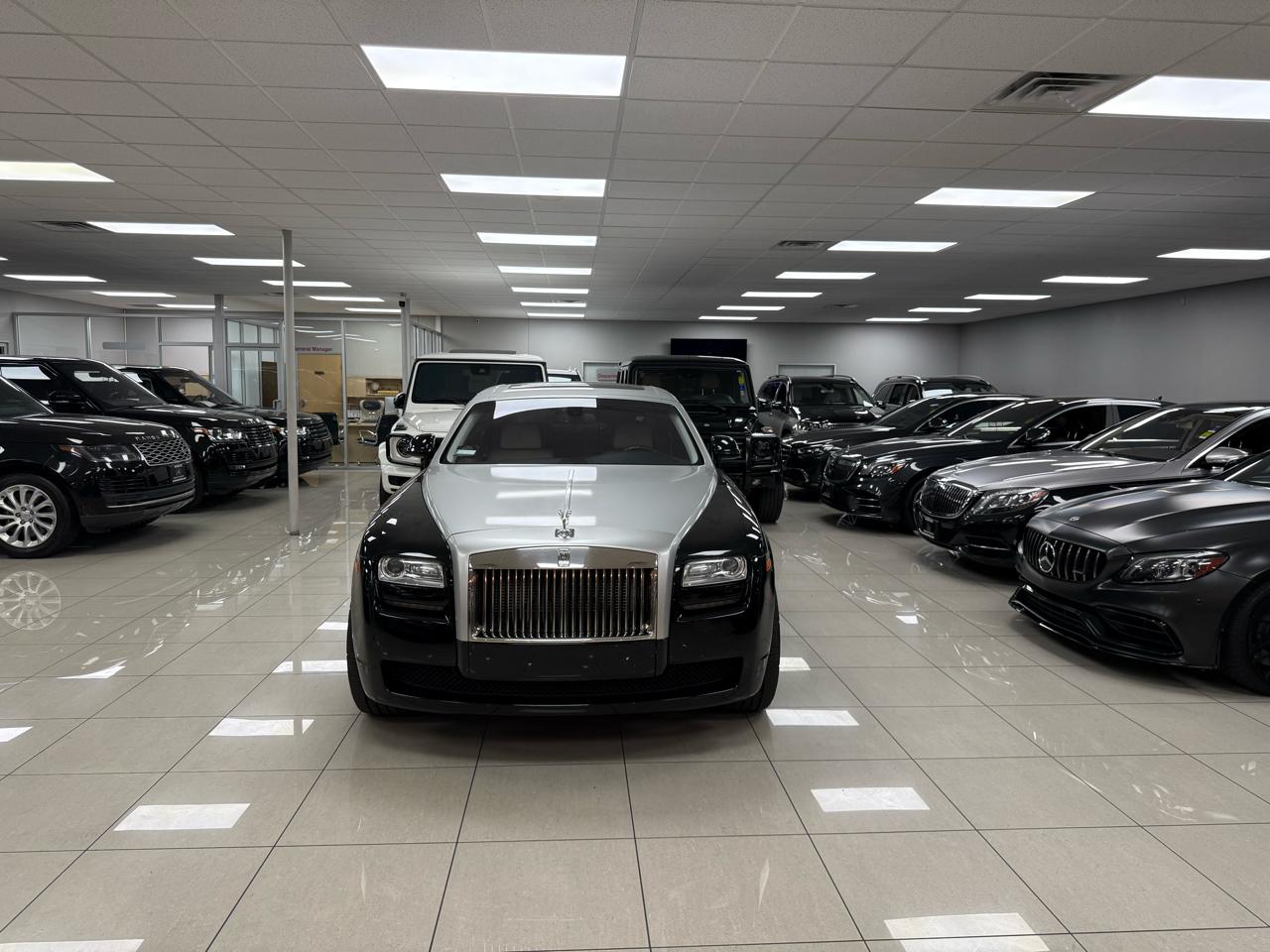 Rolls-Royce Ghost Sedan 2013