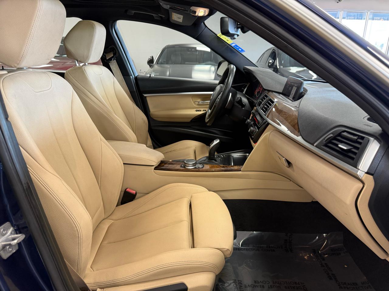 BMW 3-Series 330i xDrive SULEV Sedan 2018