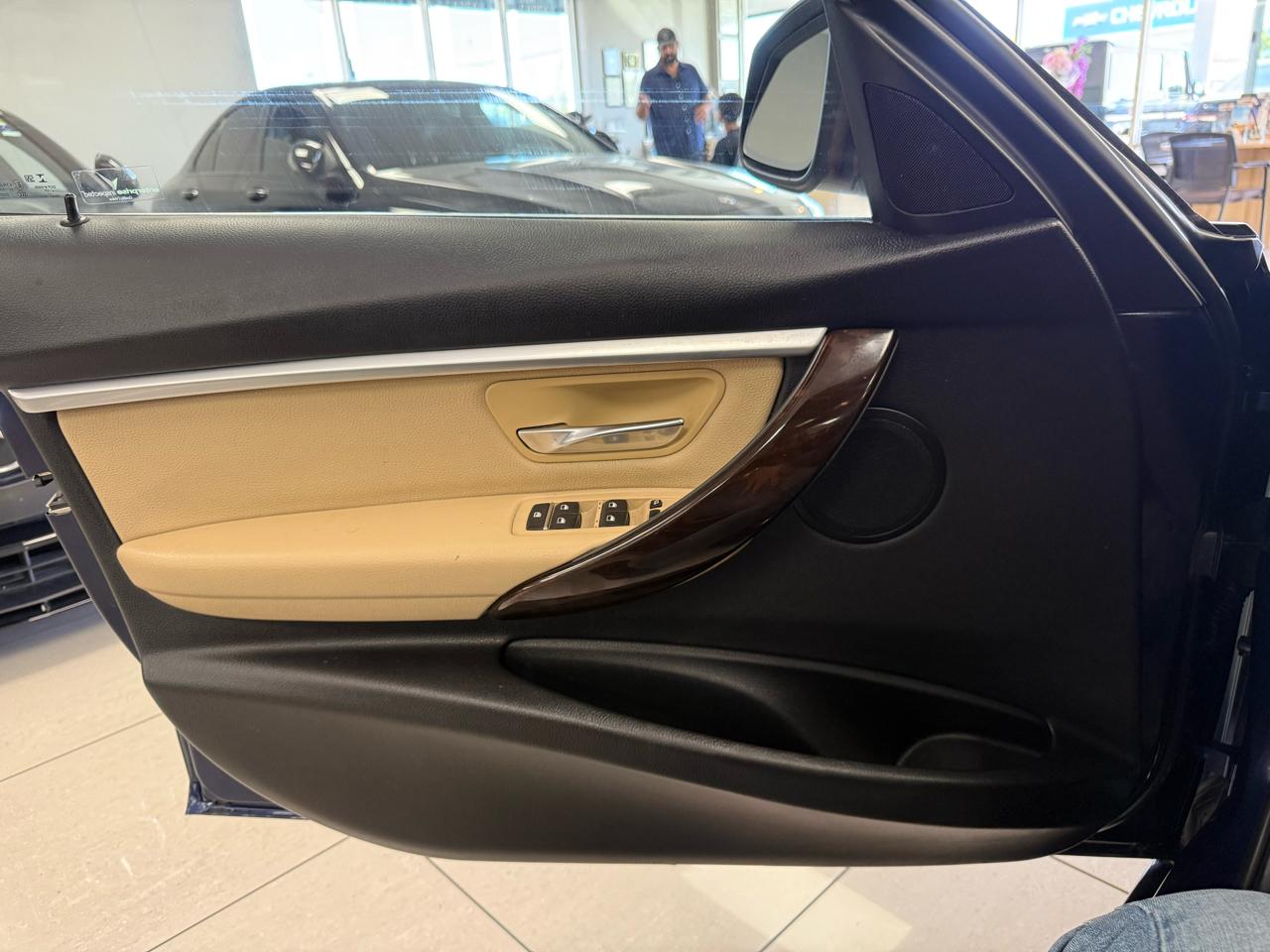 BMW 3-Series 330i xDrive SULEV Sedan 2018