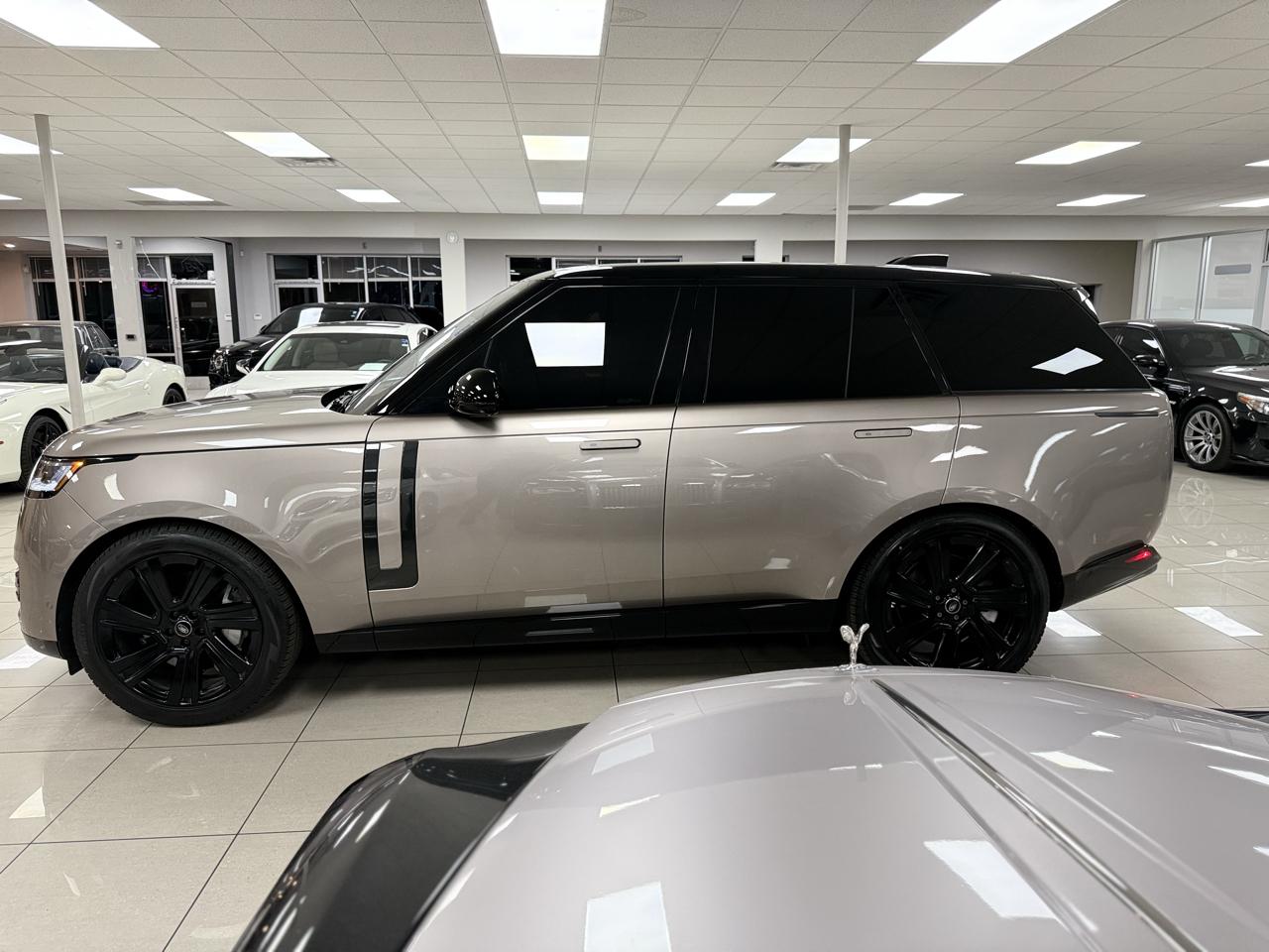 Land Rover Range Rover photo 5