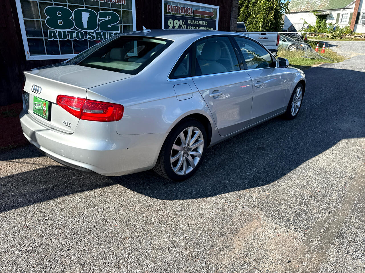 Audi A4 2.0T Sedan quattro Tiptronic 2013 Audi A4 2.0T Sedan quattro Tiptronic 2013