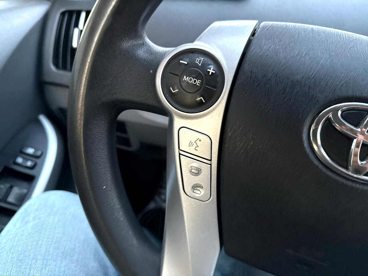 Toyota Prius Prius V 2010