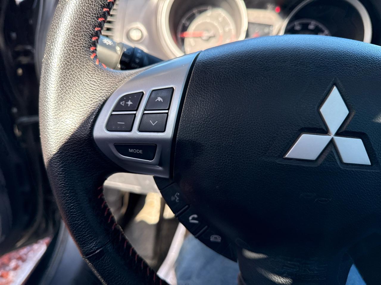 Mitsubishi Lancer LE 2.0 FWD CVT 2017