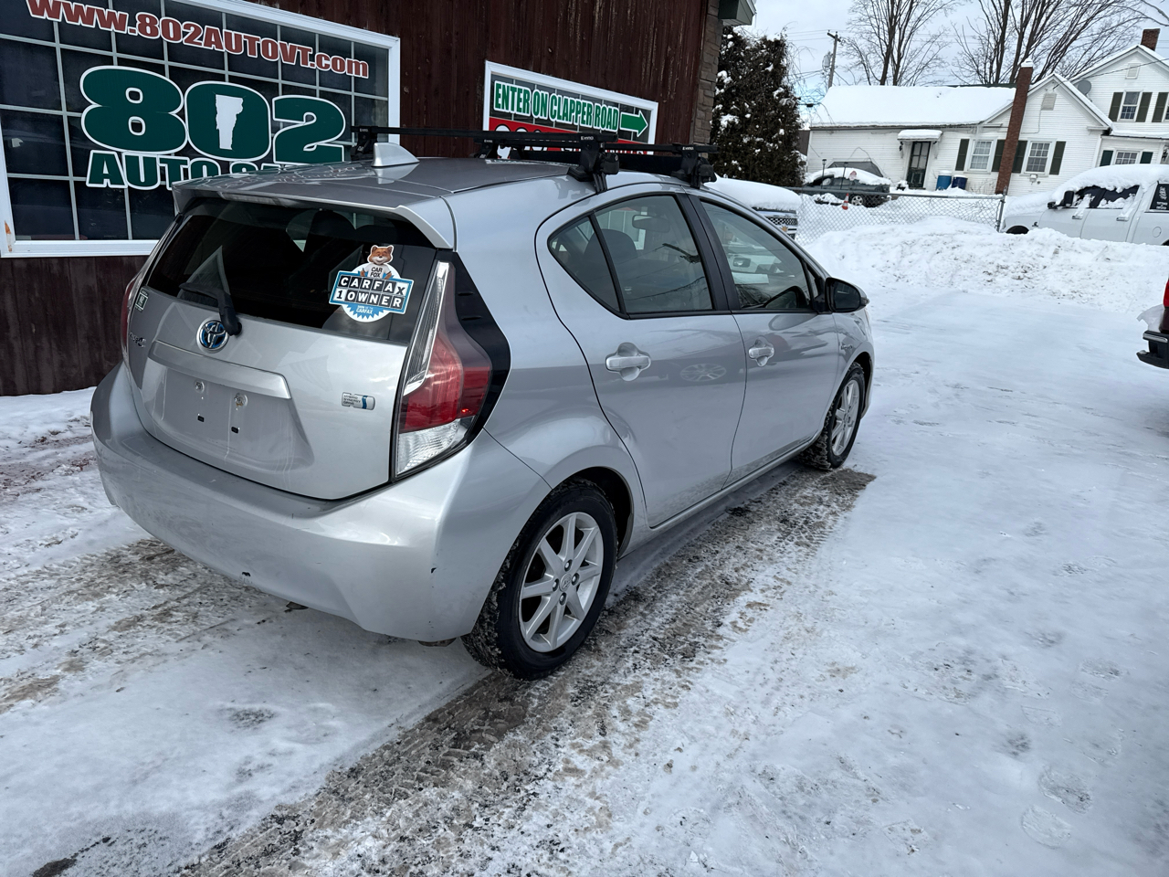 Toyota Prius c Four 2015