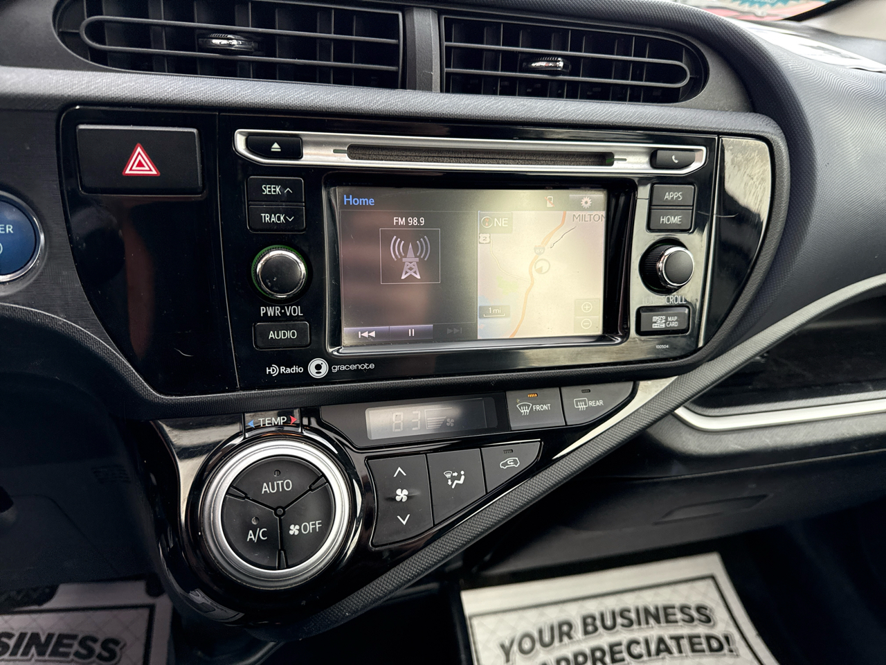 Toyota Prius c Four 2015