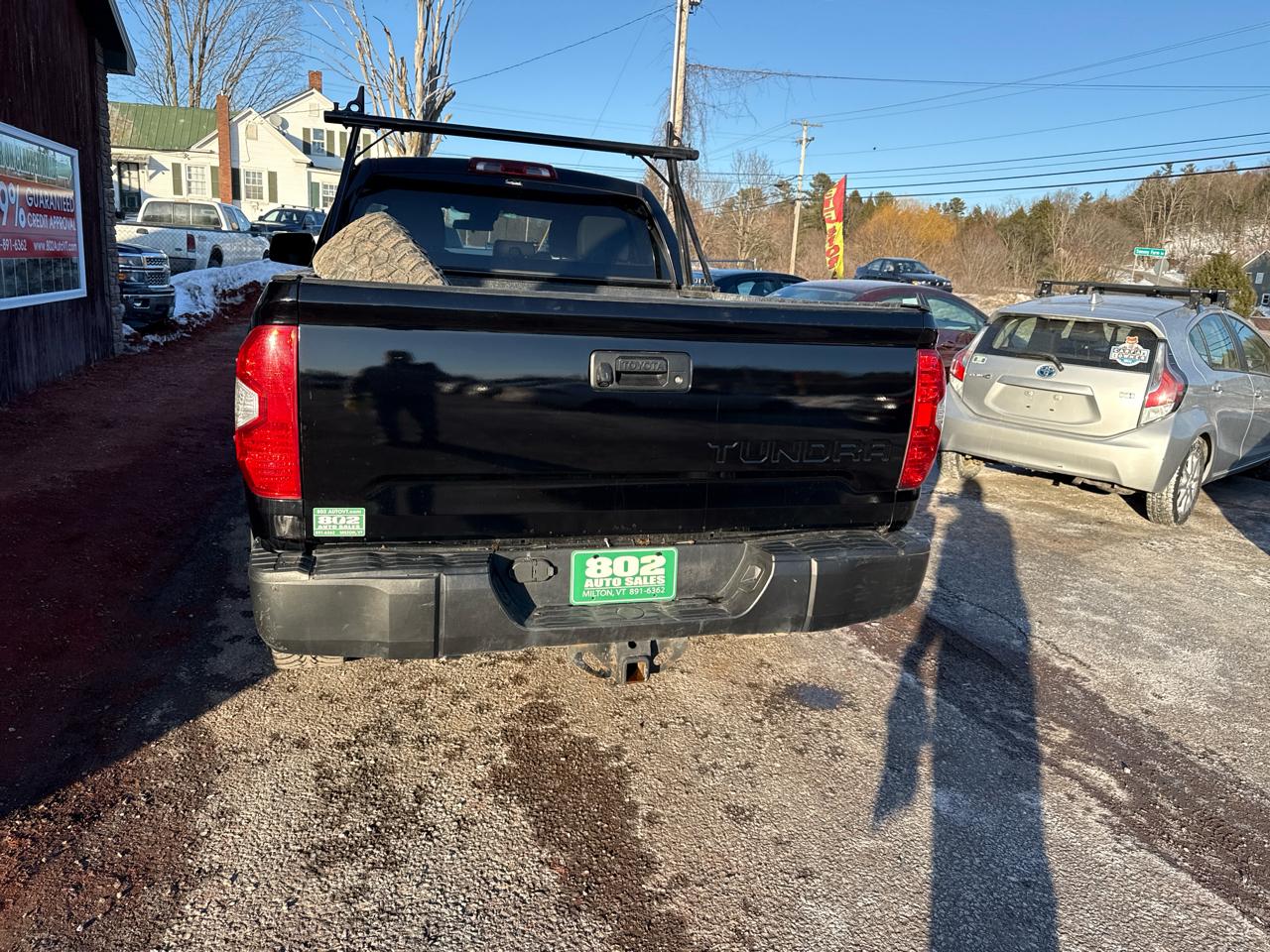 Toyota Tundra SR5 4.6L V8 Double Cab 4WD 2019