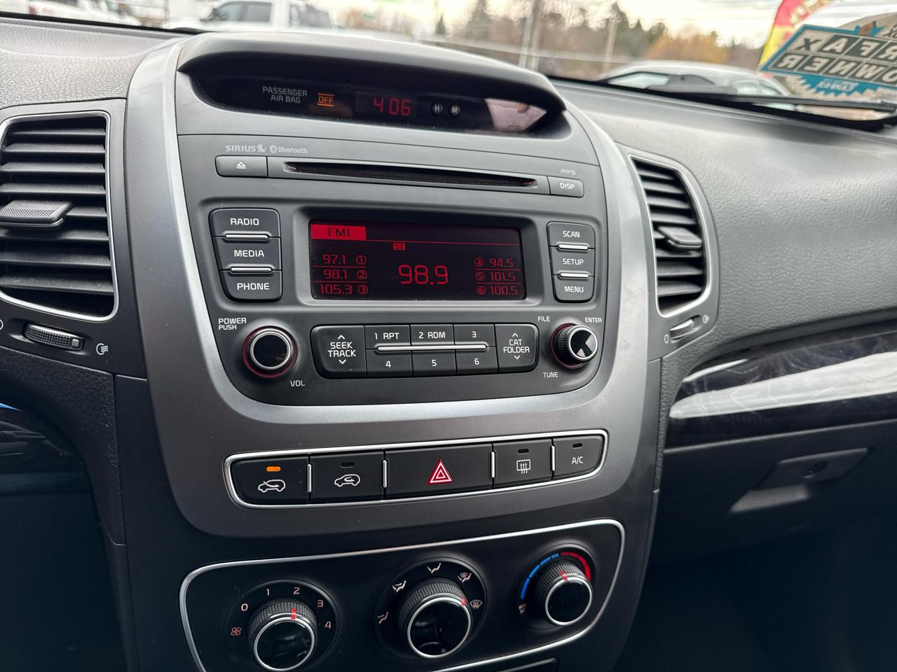 Kia Sorento LX V6 AWD 2014