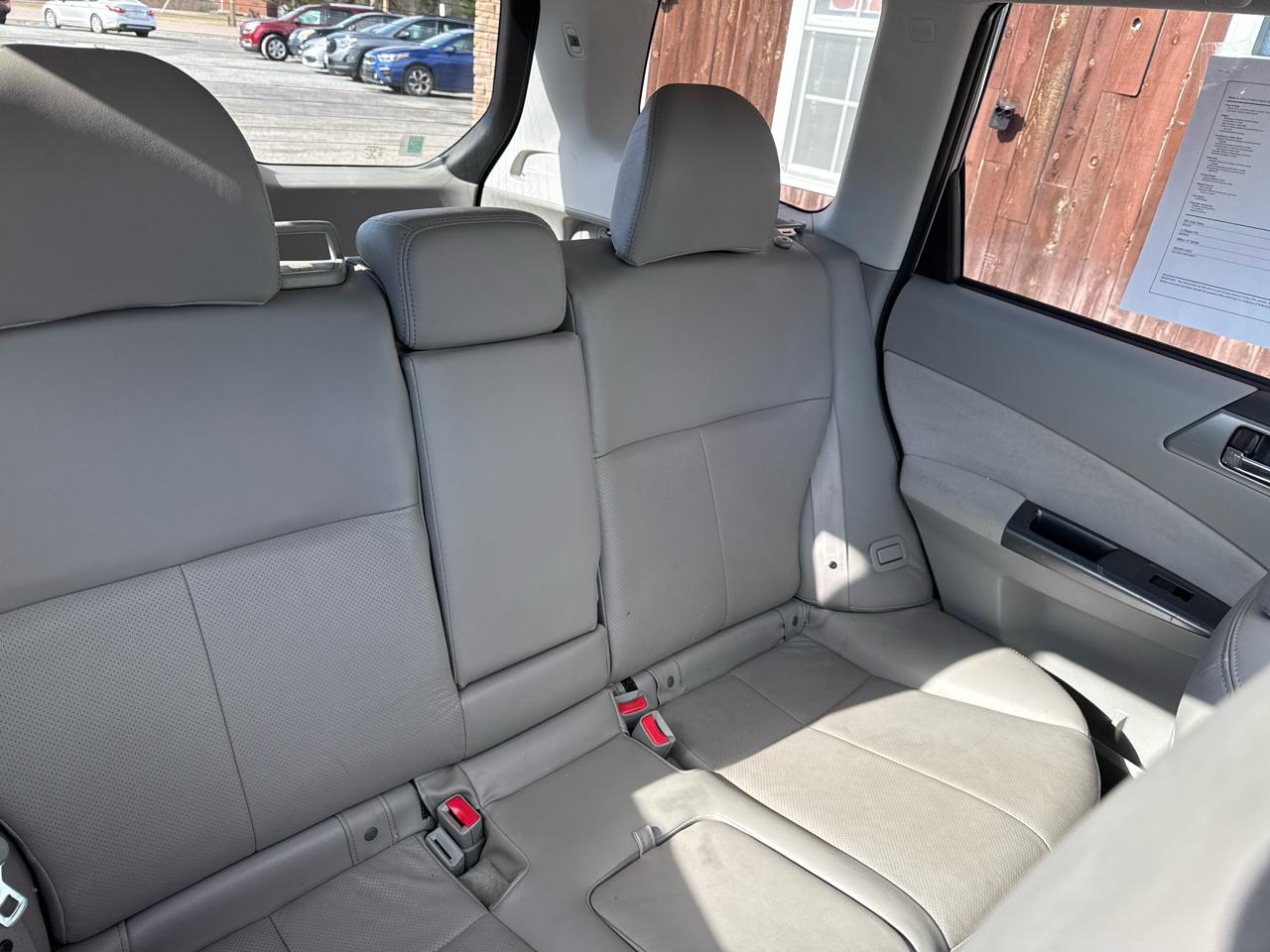 Subaru Forester 2.5X Limited 2011