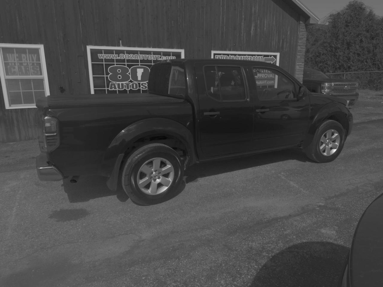 Nissan Frontier S Crew Cab 5AT 4WD 2016