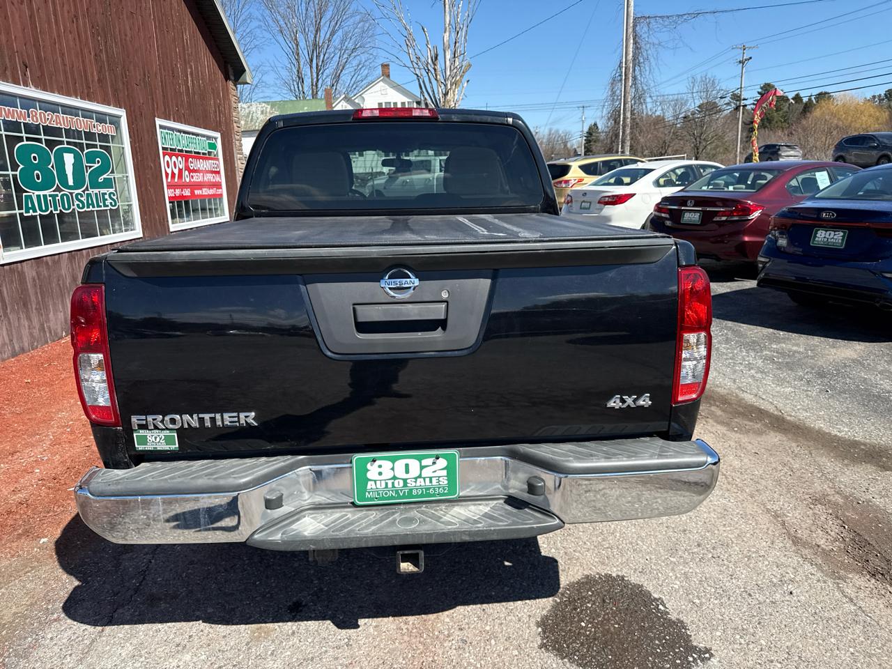 Nissan Frontier S Crew Cab 5AT 4WD 2016