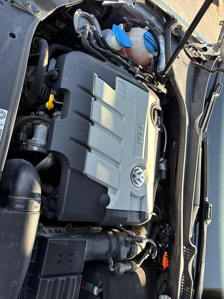 Volkswagen Jetta SportWagen 2.0L TDI 2014