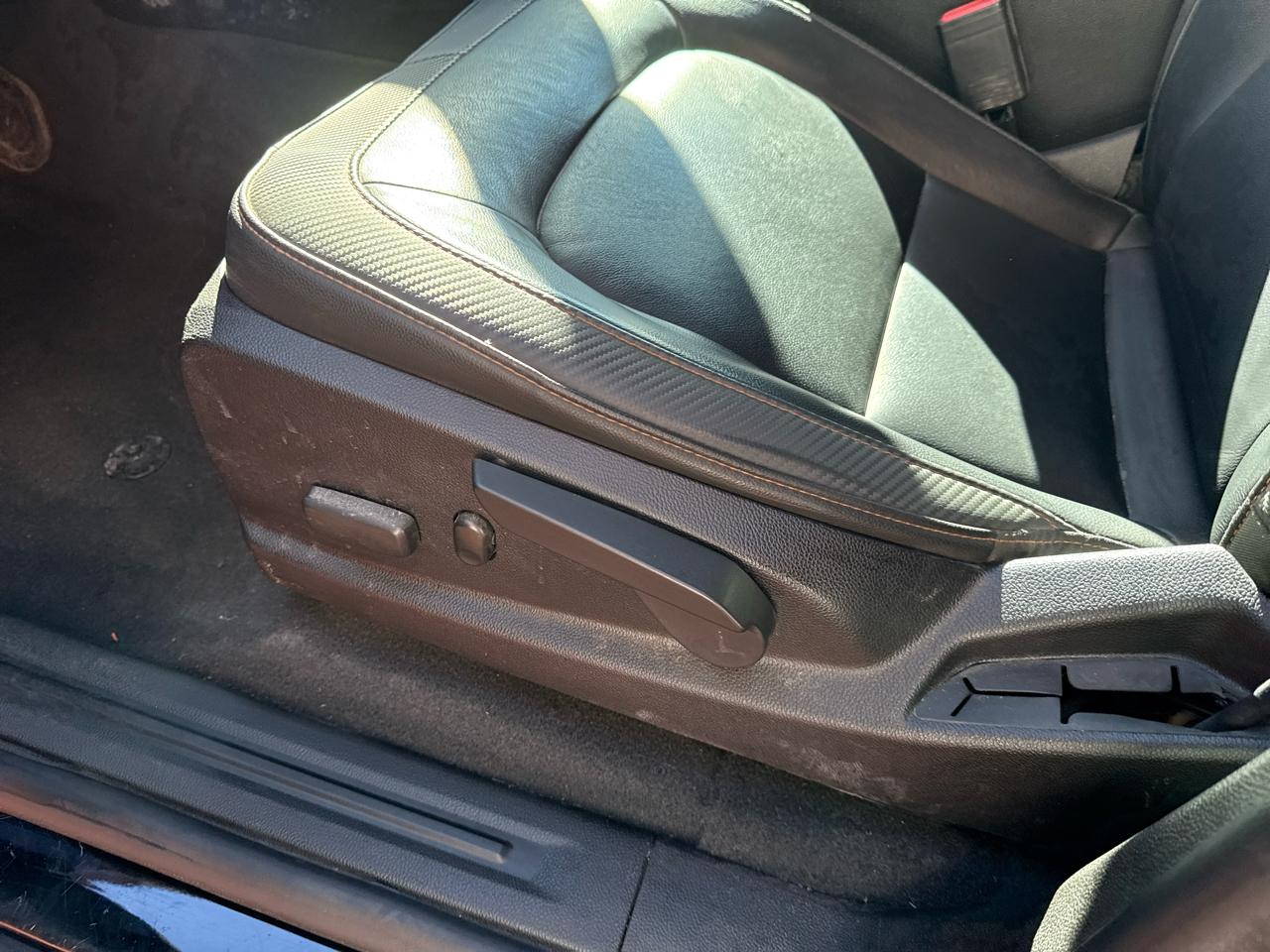 GMC Canyon AT4 Crew Cab w/Leather 4WD 2021